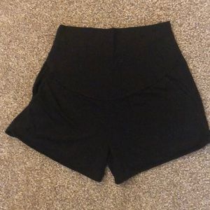 Maternity black lounge shorts